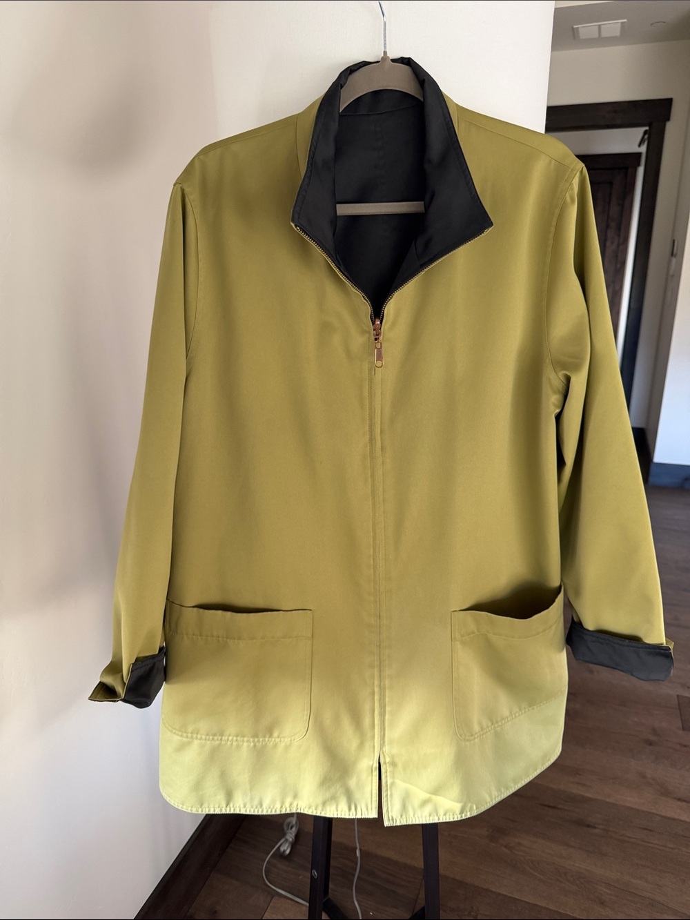 Kristen Blake reversible rain jacket  - in green/black - size XL